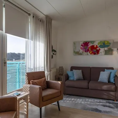 Apartment Calm With Balcony